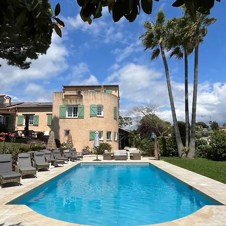 Antoline Oda ve Kahvaltı Cagnes-sur-Mer