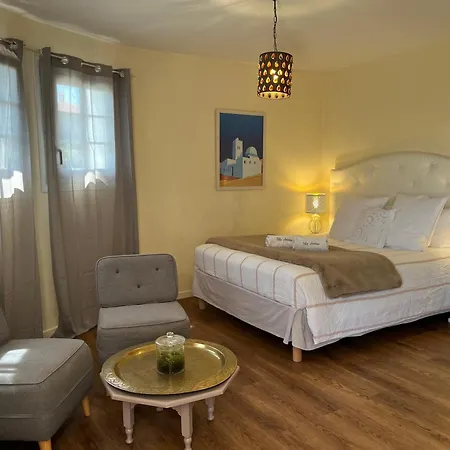 Antoline Oda ve Kahvaltı Cagnes-sur-Mer