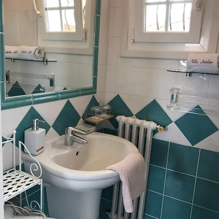 Antoline Cagnes-sur-Mer