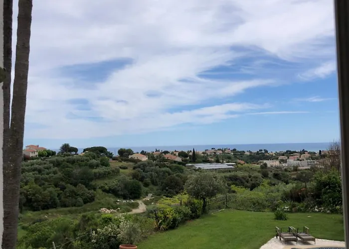 Antoline Cagnes-sur-Mer