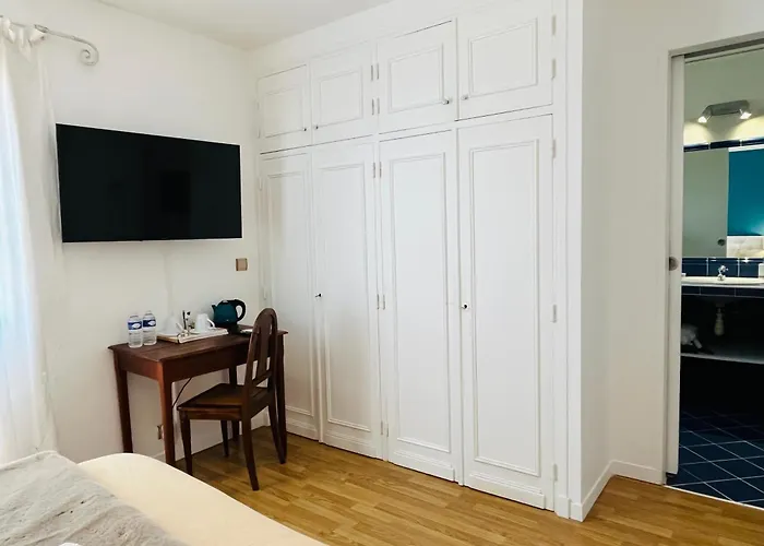 Antoline 4* קאן סור מר