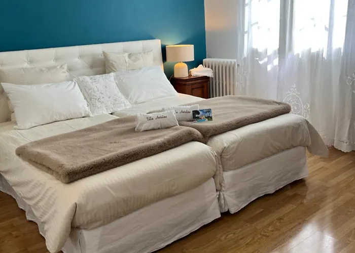 לינה וארוחת בוקר Antoline קאן סור מר