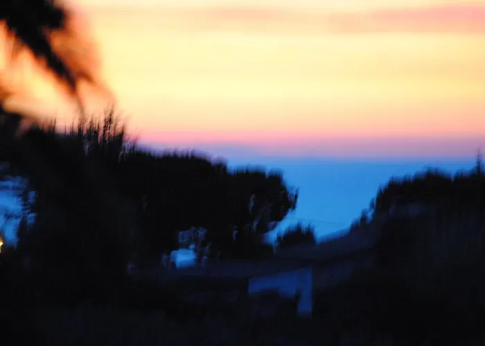 לינה וארוחת בוקר Antoline קאן סור מר